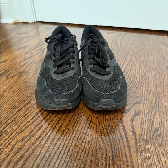 Nike Men's Air Max SYSTM Black Sneakers - Picture 1 of 5